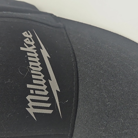 Like New Milwaukee Fitted Hat L-XL - Picture 2 of 8